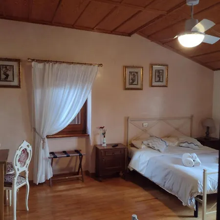 Casa di campagna Montegenco Comunanza